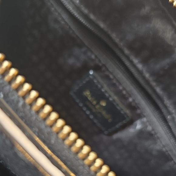 Kate Spade Classic Black and Cream Bag 10x8 - Picture 8 of 10